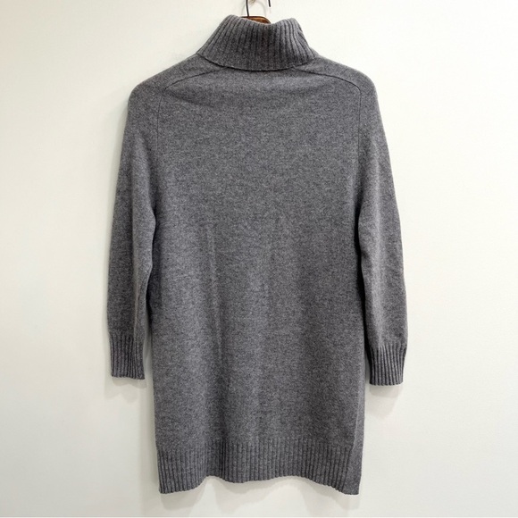 Saks Fifth Avenue 100% Cashmere Gray Turtleneck Tunic Length Sweater Size XS - Picture 2 of 9